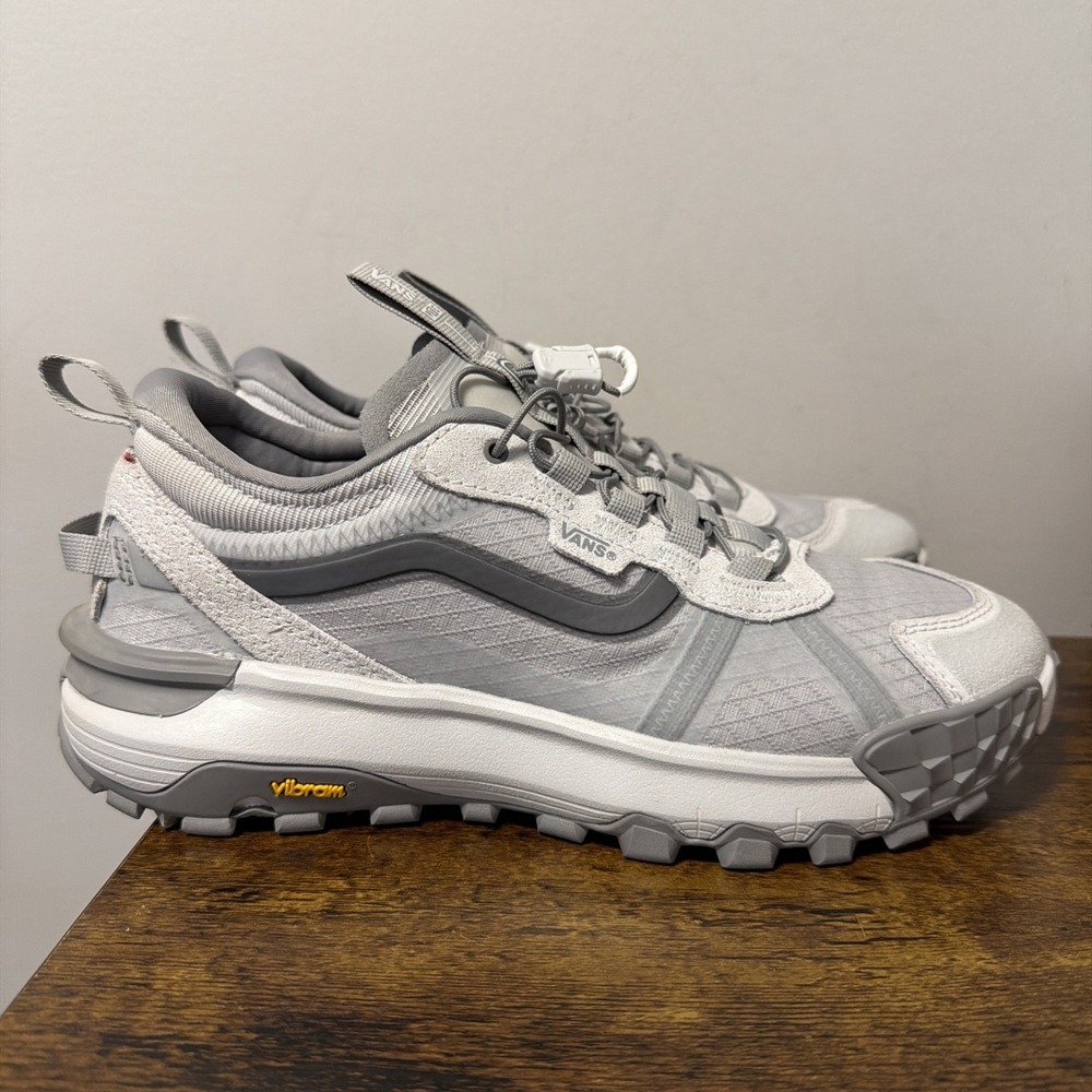 NEW Vans MTE Crosspath XC Size 7.5 Mens, Size 9 Womens LIGHT GRAY Hiking Shoes